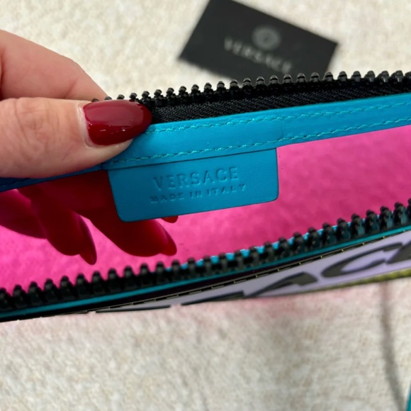 Authentic Versace Multicolour Rubber Calfskin 90s Logo Zip Pouch Bag - Picture 5 of 5